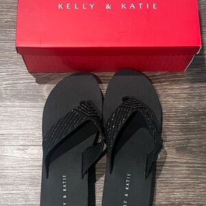 Kelly & Katie Sandals